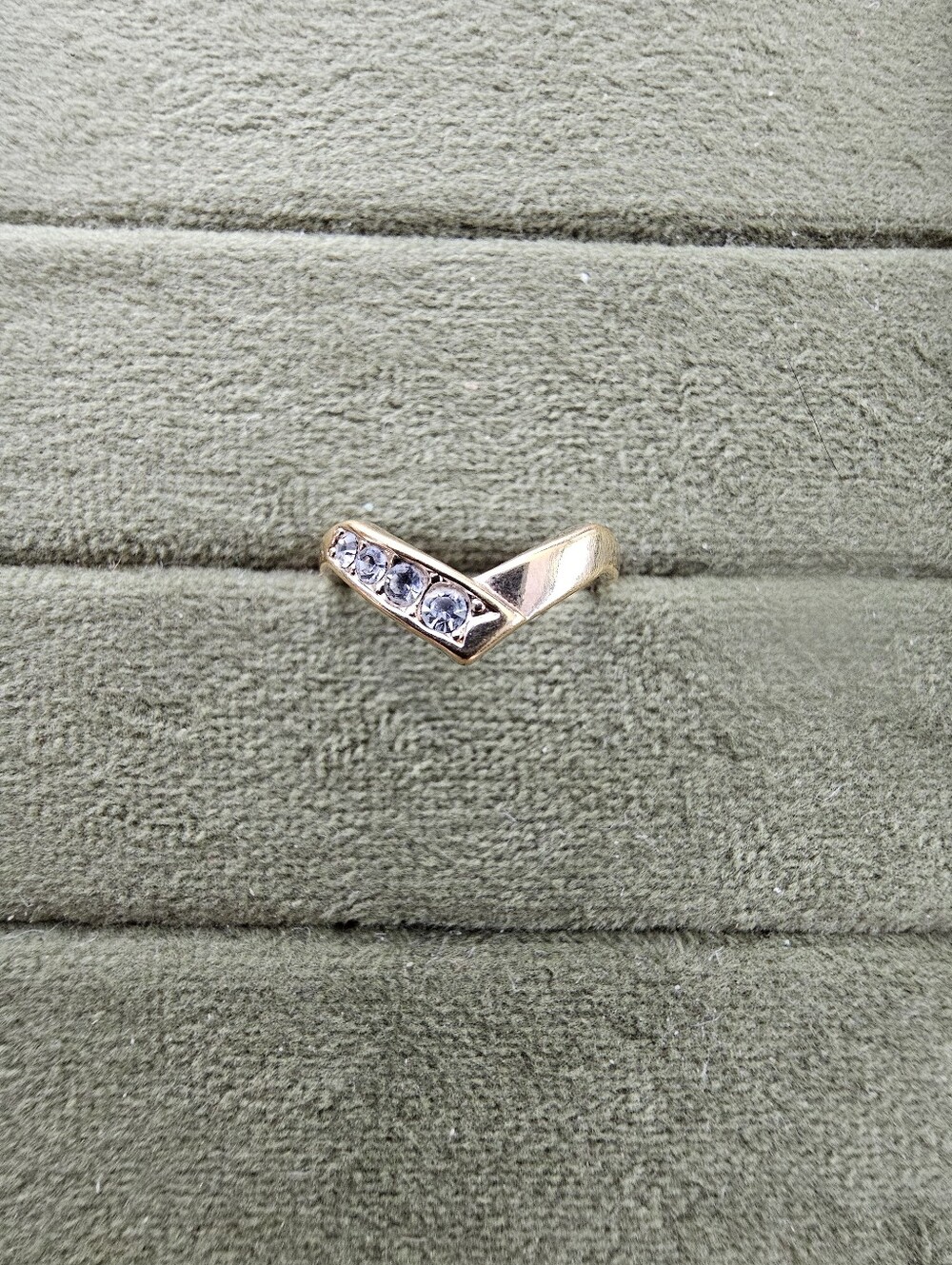 Vintage Avon Ring Size 5